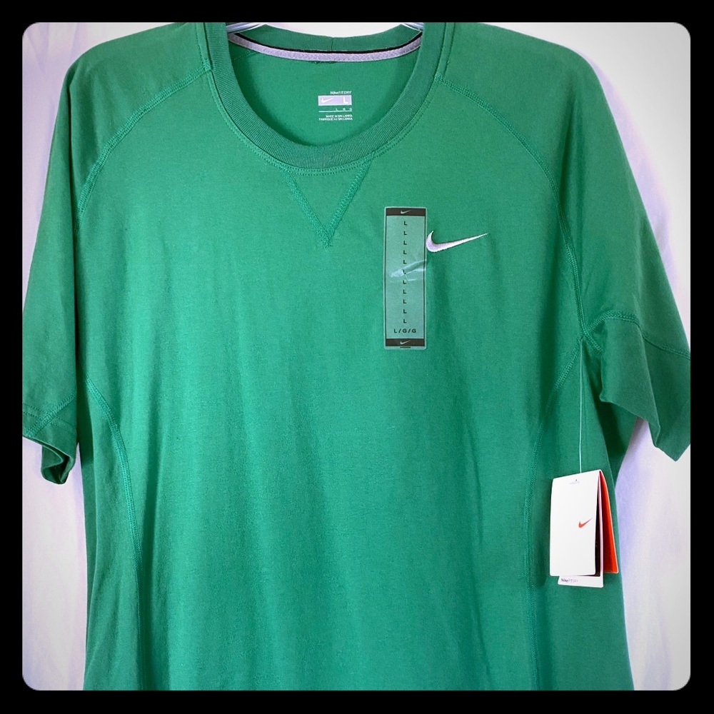 Nike Dri Fit Men’s Large